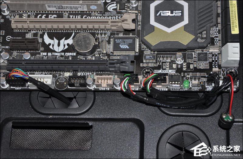 这个主板又和前面两张主板不一样了,两组跳线分别标识为jfp1,jfp2