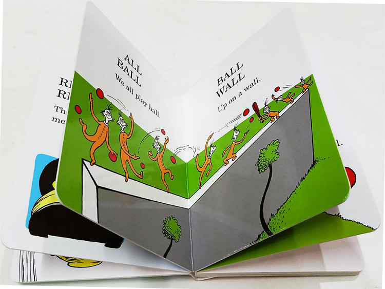 英文原版 Hop on Pop 在爸爸身上跳来跳去 Dr. Seuss 纸板书 廖彩杏书单 苏斯博士系列图书 学前启蒙阅读绘本 英语启蒙辅导故事书