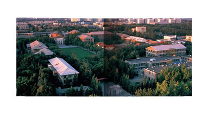 《清华(a Living Portrait of Tsinghua)（清华大学百年校庆纪念册）》